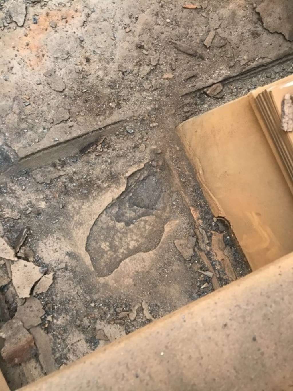 Schäden am Bodenblech