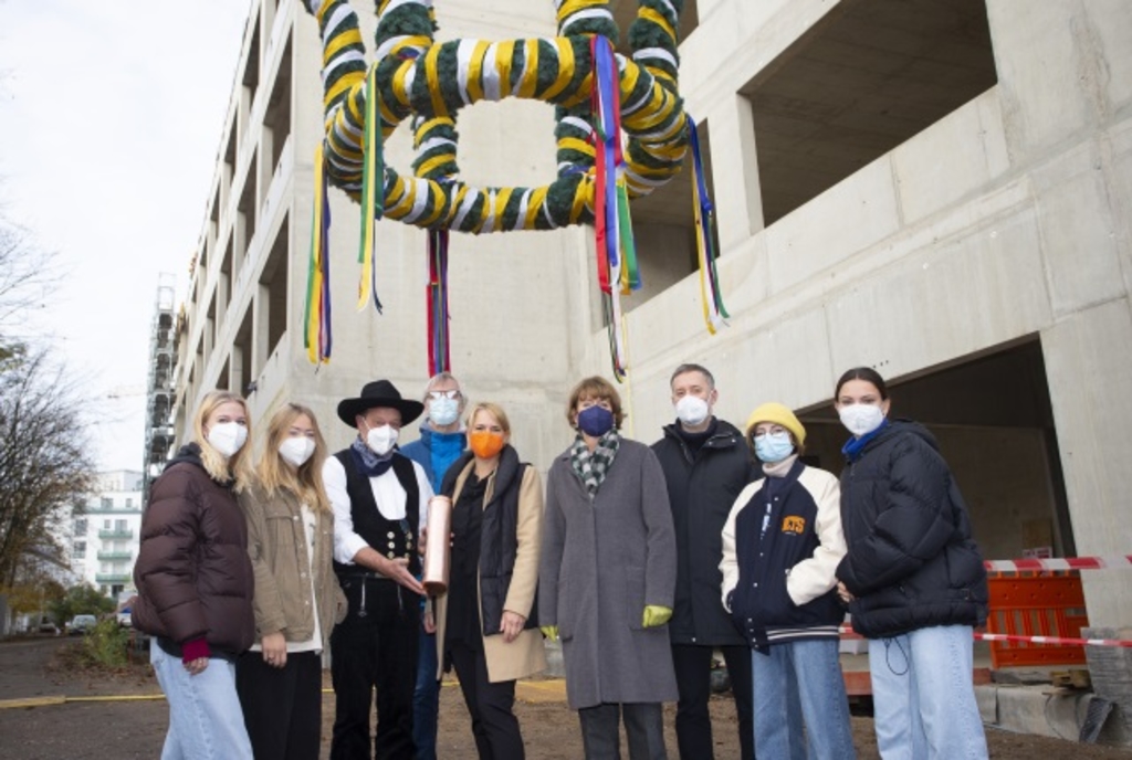 Richtfest Kaiserin Augusta Schule Foto 1