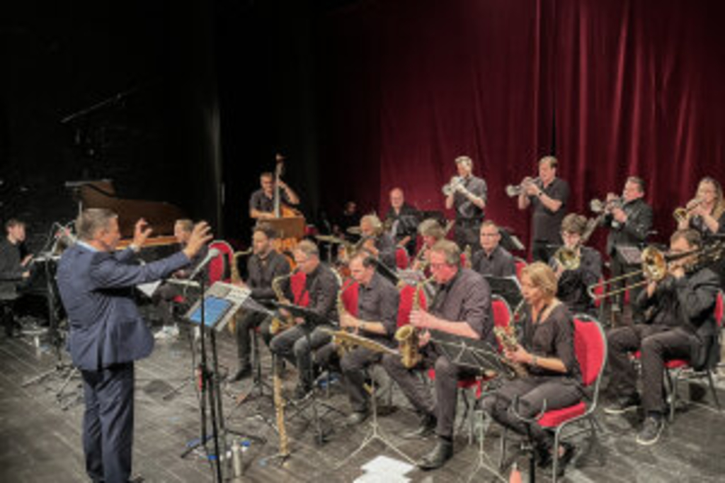 RMS_JazzOrchester bei einem Auftritt, Link auf RMS JazzOrchester - Stadt Köln