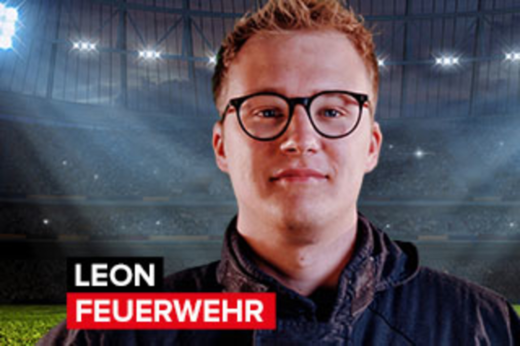 Feuerwehrmann in Stadion , Link auf Leon, Feuerwehr Köln