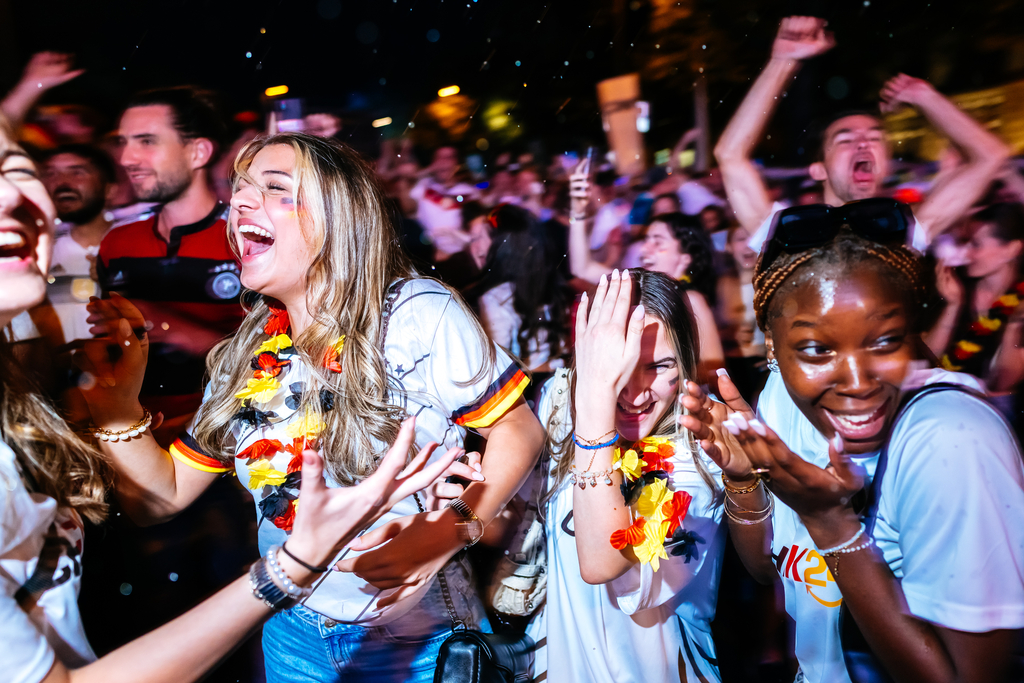 Deutsche Fans beim Torjubel