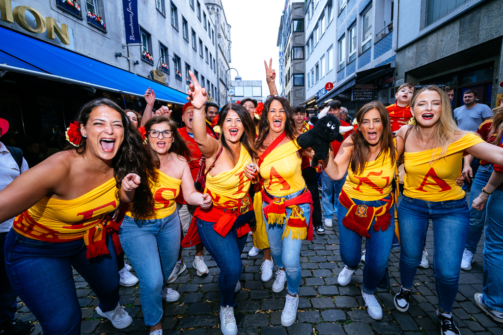 Uefa Euro 2024-sapnische-fans-cob 5284