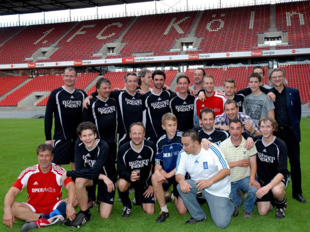Mannschaftsfoto Rheinenergie Stadion