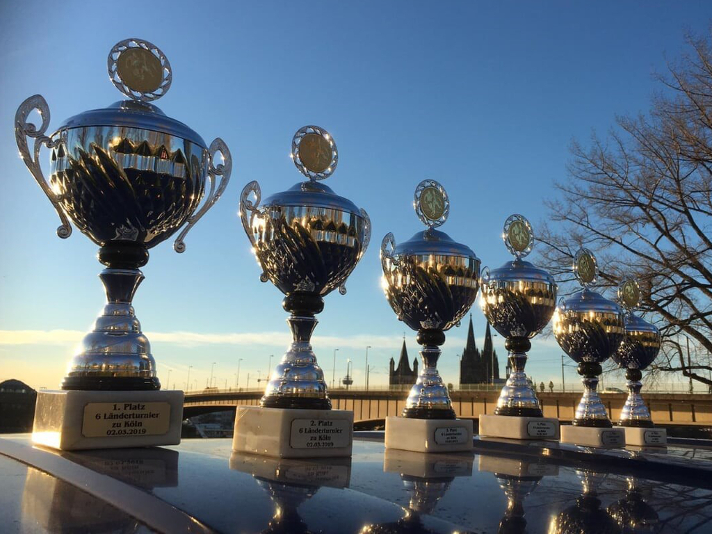 Pokale 6-Länder-Turnier