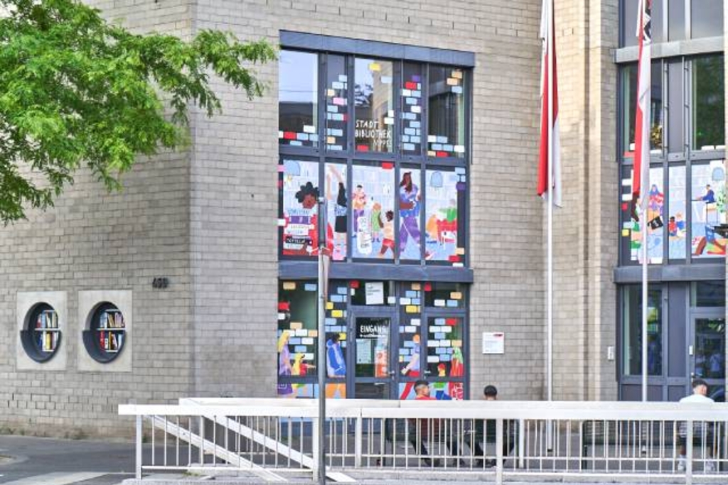 Eingangsbereich Stadtteilbibliothek Nippes