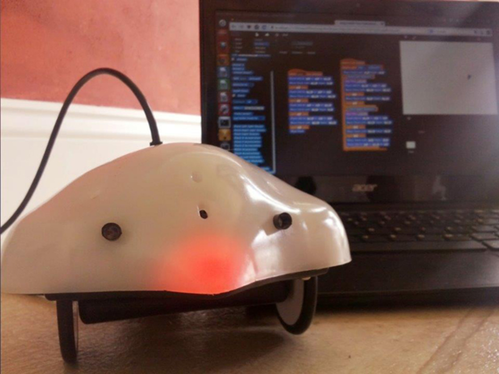 PC mit Kompositions- Gehörbildungs- und Aufnahmesoftware