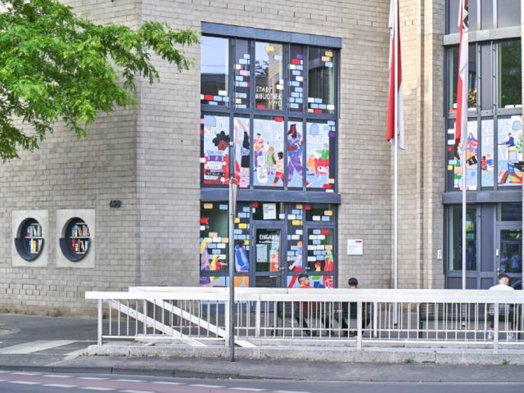 Eingangsbereich Stadtteilbibliothek Nippes