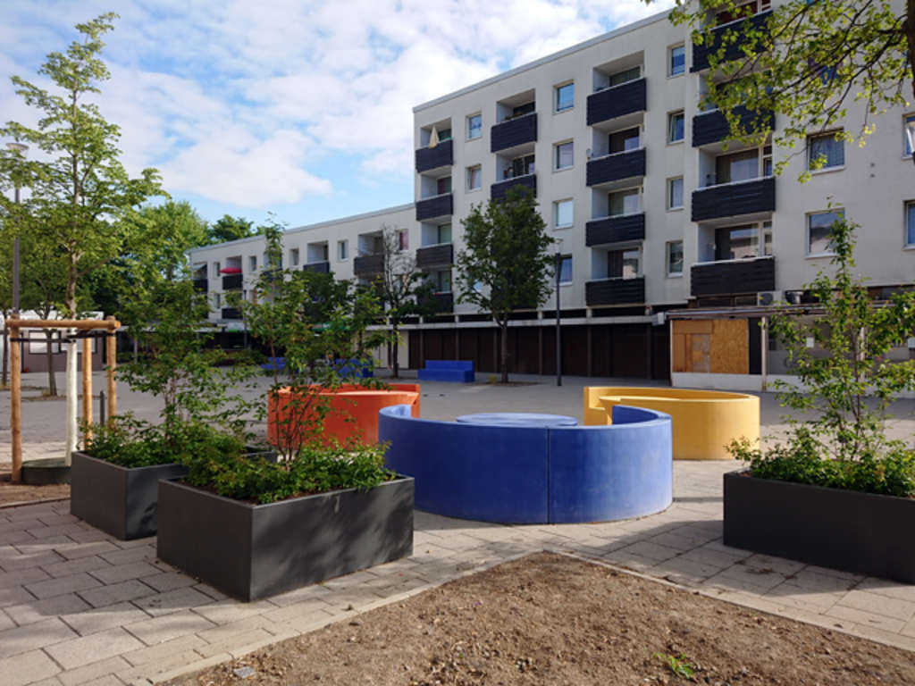 Pflanzkästen auf dem Marienbergerhof