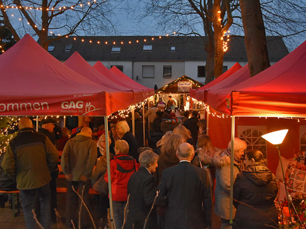 Weihnachtsmarktstände in Lindweiler