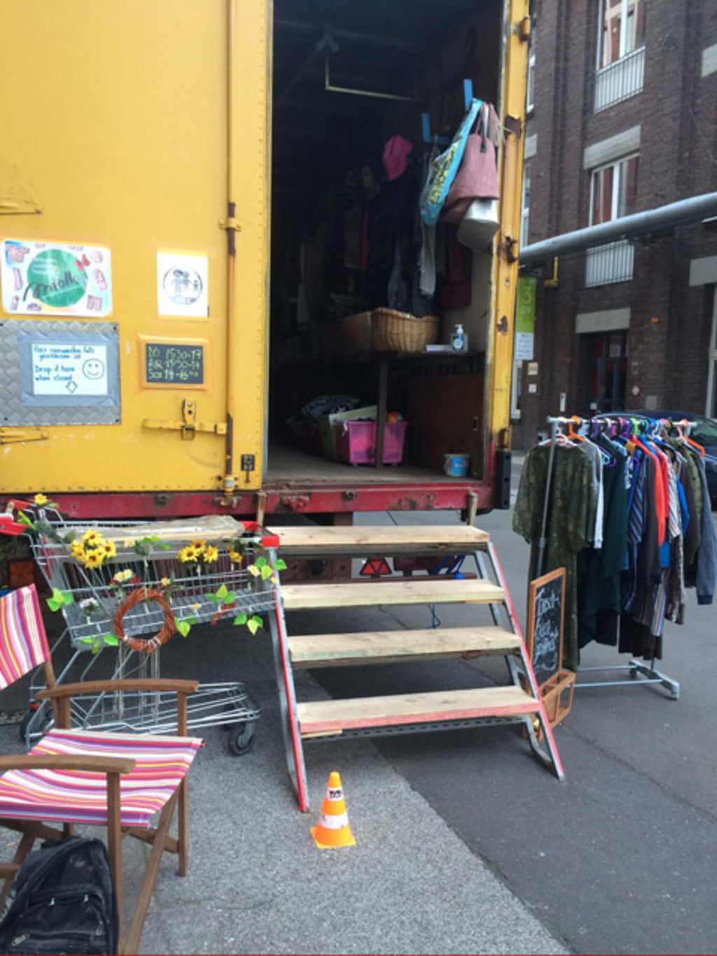 Eingang zum Tauschladen