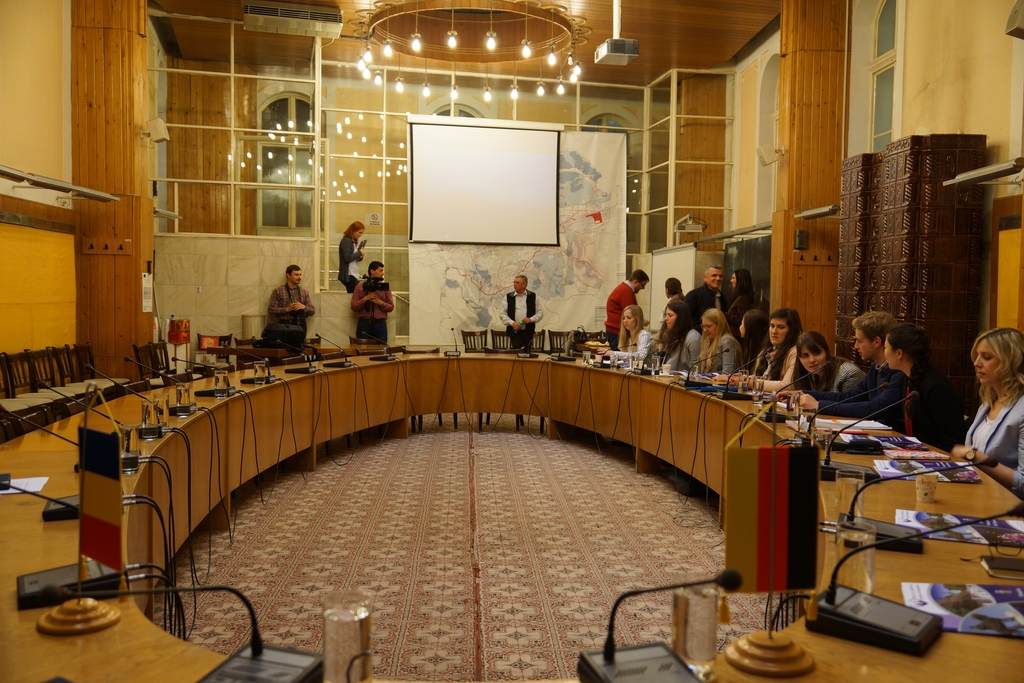 Rumänien 2018 - Teambesprechung