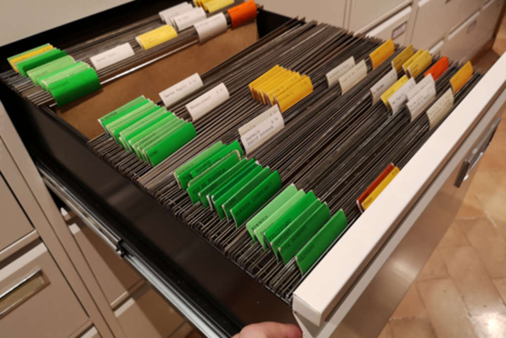 Eindrücke aus der Bibliotheca Hertziana: Detail der Schublade