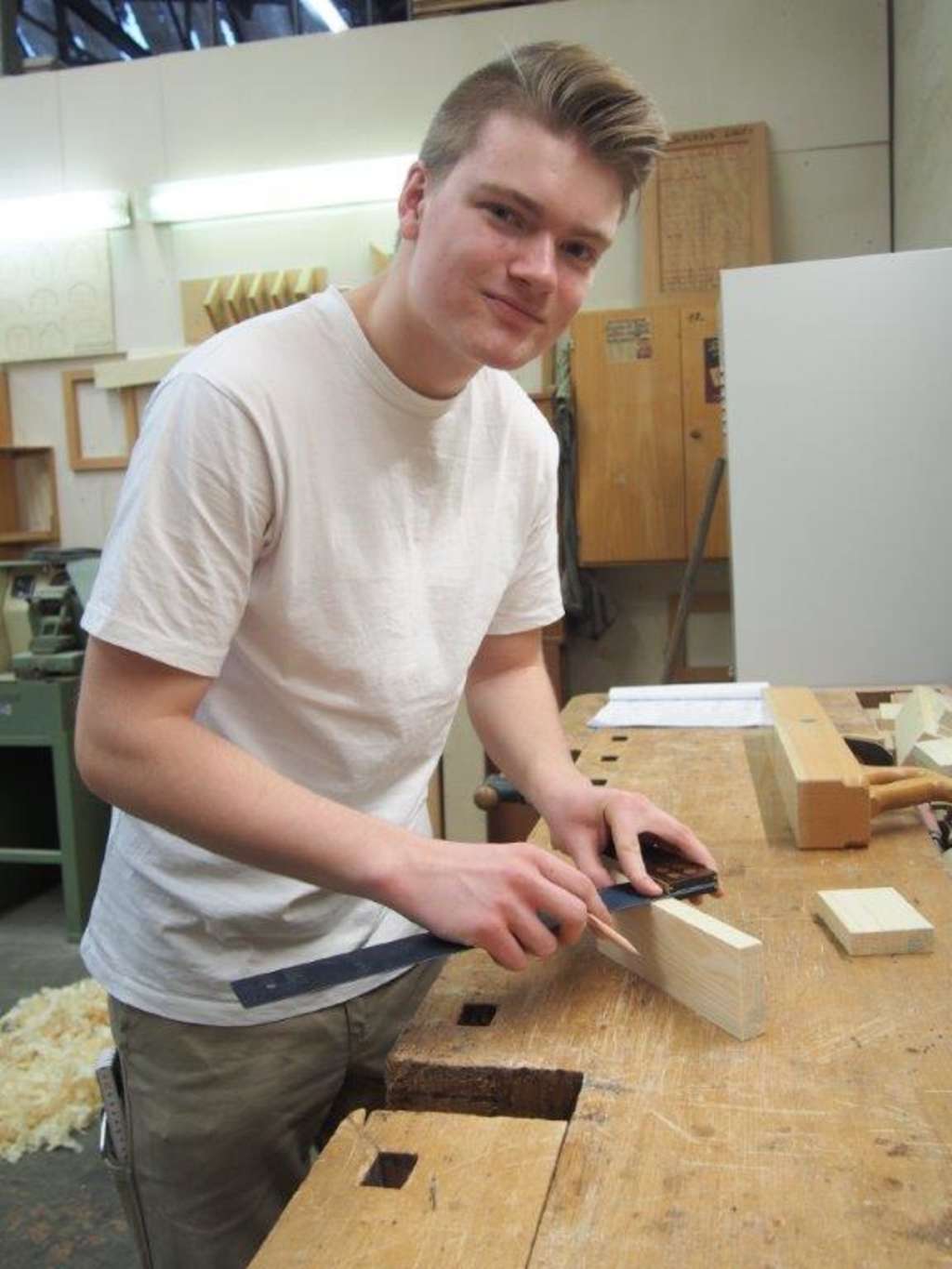 Tischlerin Oder Tischler Bei Den Buhnen Koln Stadt Koln