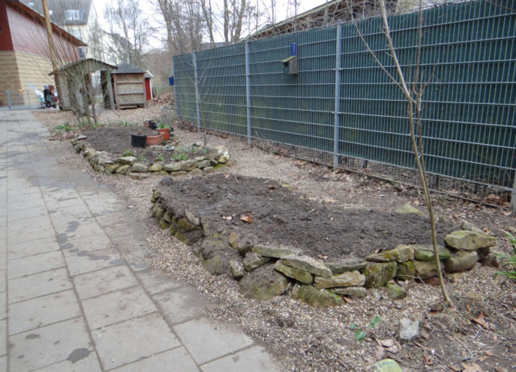 Pisterhof Steinbeete