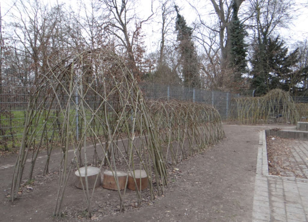 Pisterhof Weidentunnel