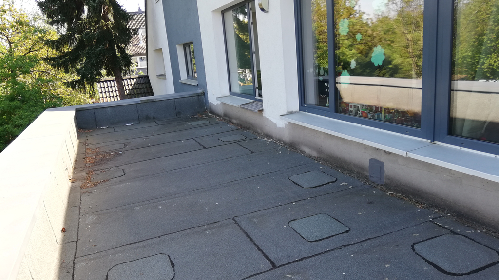 unbegrünte Dachfläche