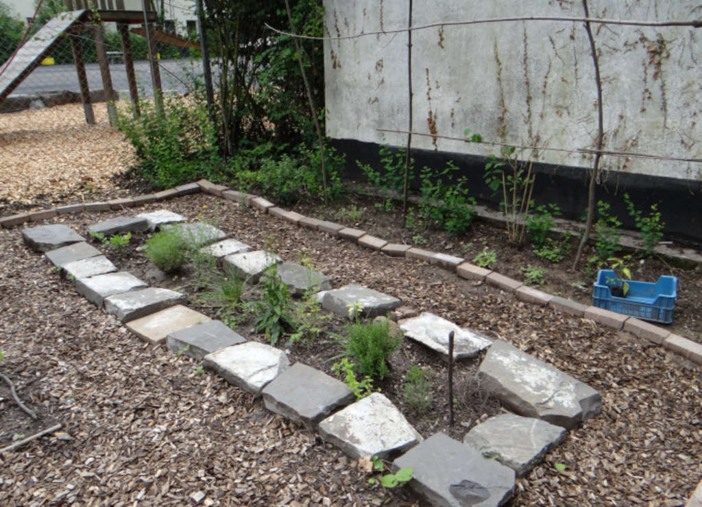 Zenthofstra. Kräuterbeet