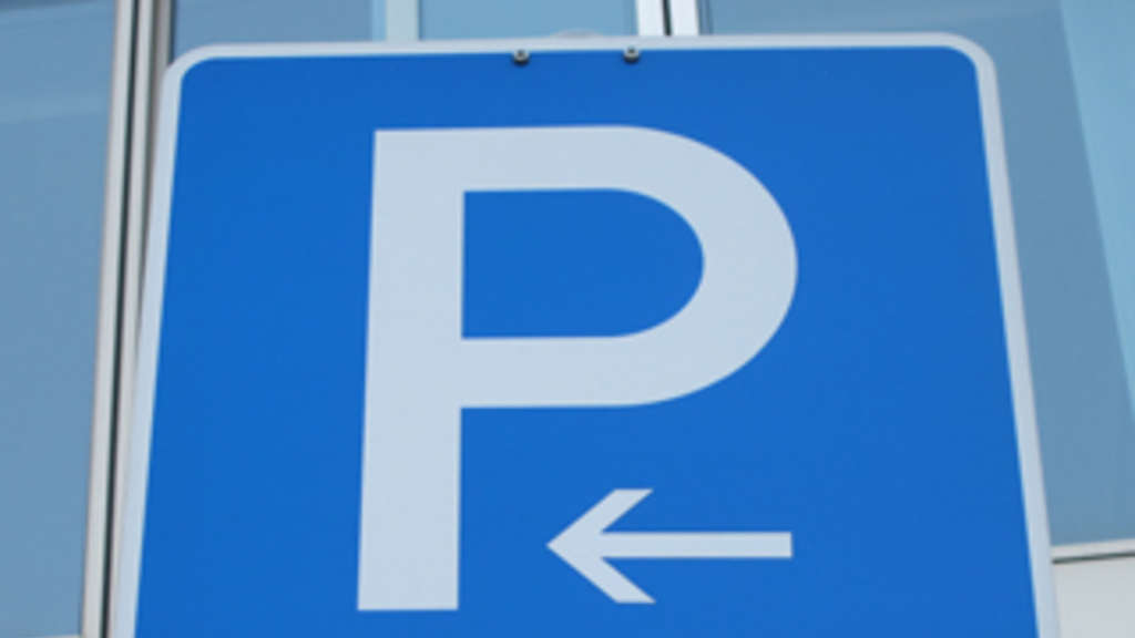 Verkehrsschild Parken, Link auf Parken - Stadt Köln