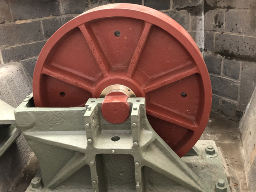 Auflaufrolle in der Deutzer Drehbrücke