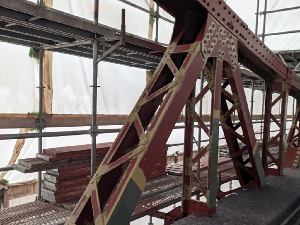 Beschichtungsarbeiten an Stahlbauteilen an der Deutzer Drehbrücke