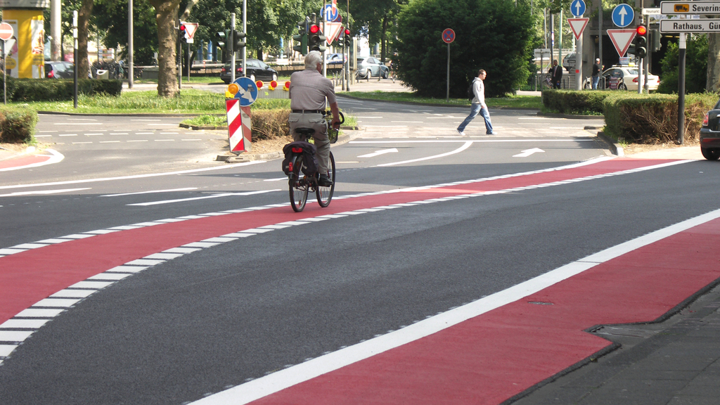 Neuer Radfahrstreifen Am Malzbüchel