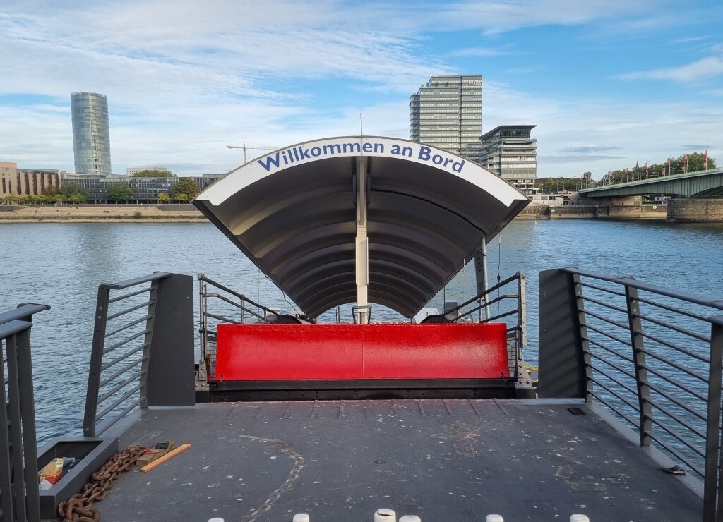 Zu sehen ist der neue Anleger der Köln-Düsseldorfer Deutsche Rheinschiffahrt GmbH