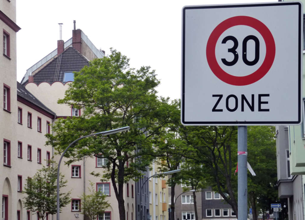 Verkehrsschild Tempo 30-Zone
