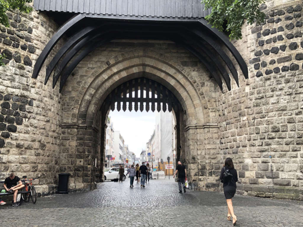 Torbogen der Eigelsteintorburg