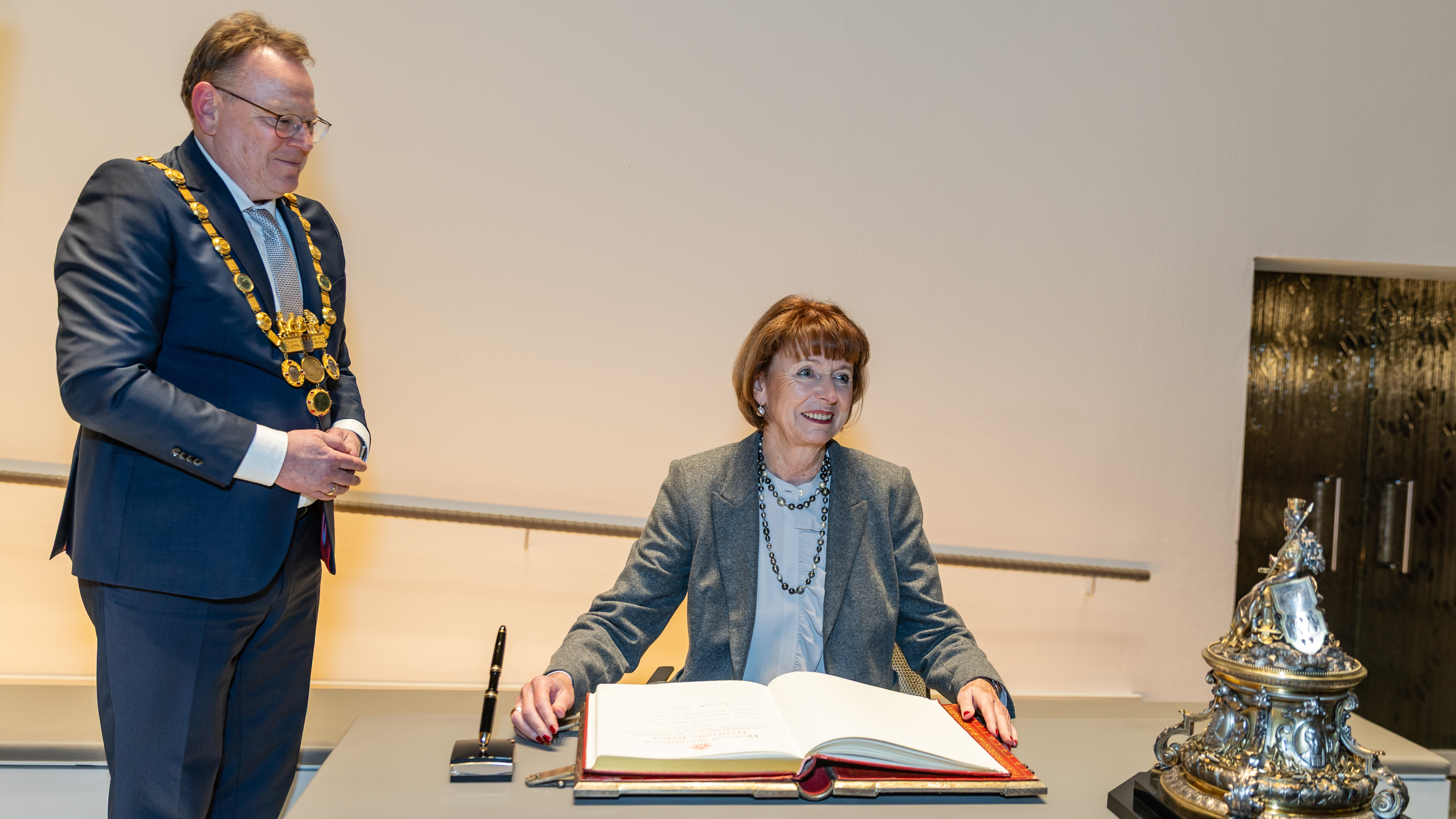 Festsitzung Henriette Reker und Torsten Burmester